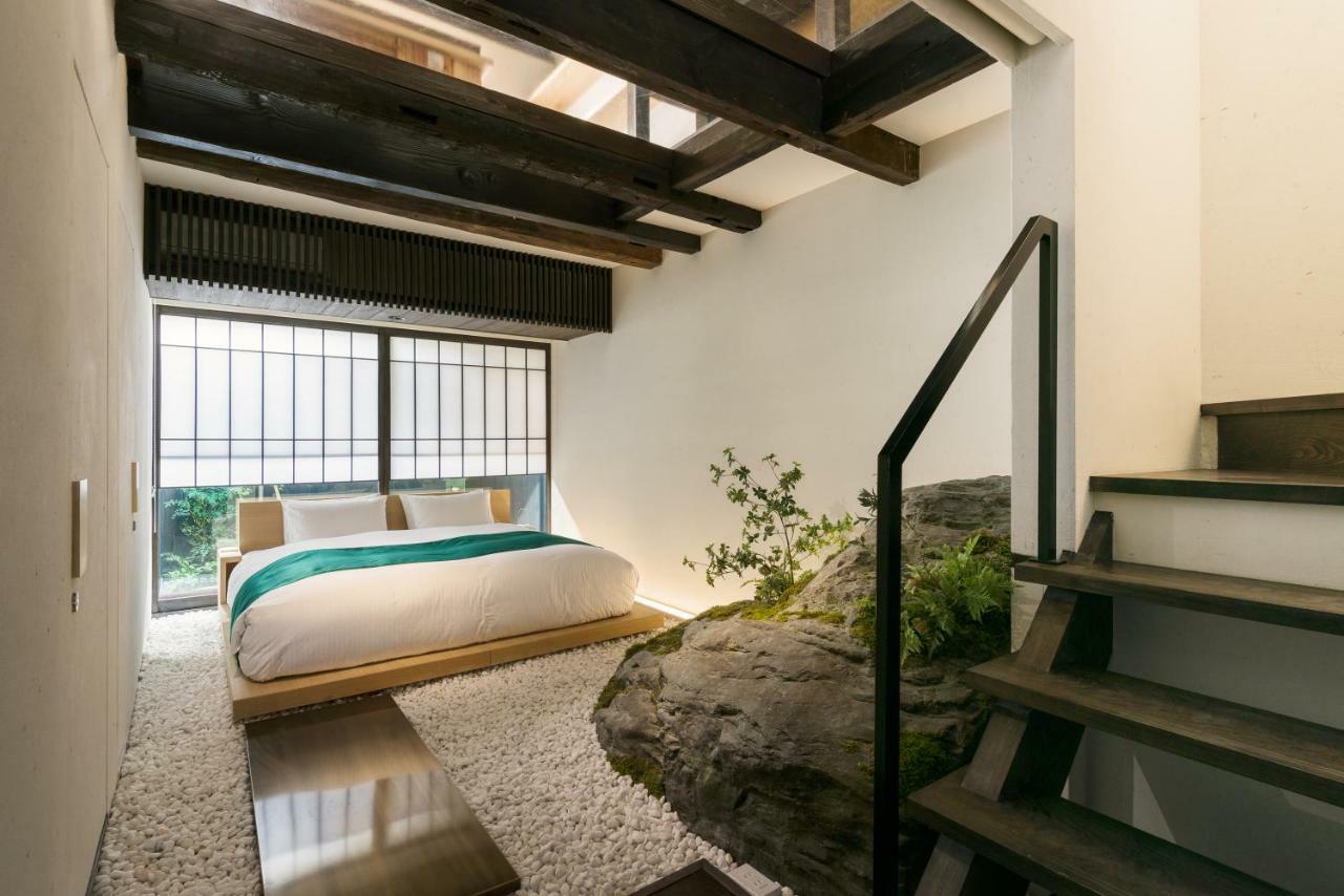 季楽 本町 *